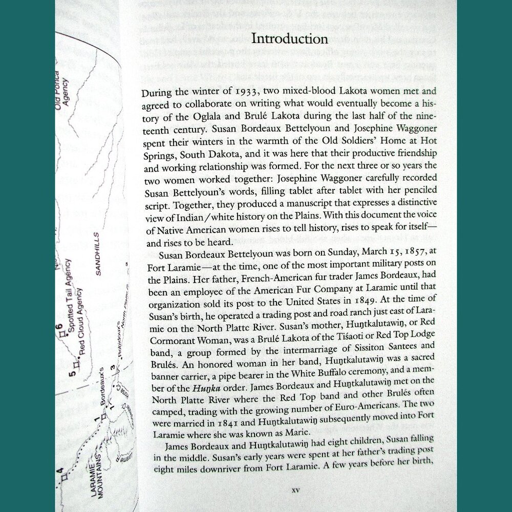 Book - With My Own Eyes: A Lakota Woman Tells Her People's History - Picture 3 of 12